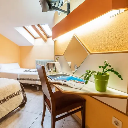 Hotel Les Terres LʼAldosa