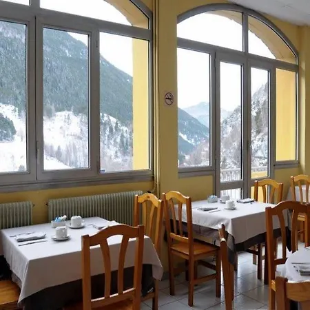 Les Terres Hotel